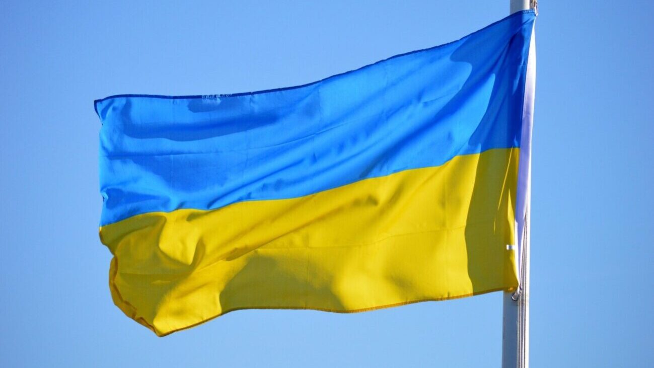 ukraine-flag-g44b6166ee_1920