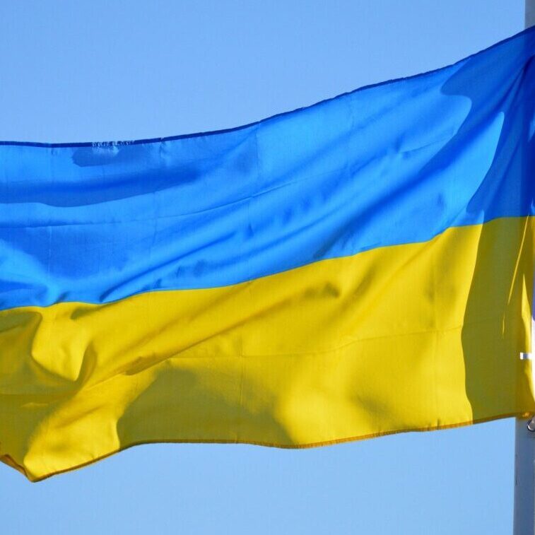 ukraine-flag-g44b6166ee_1920