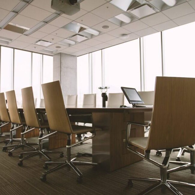 benjamin-child-GWe0dlVD9e0-unsplash-1-1300×650