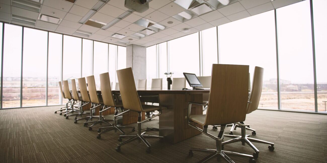 benjamin-child-GWe0dlVD9e0-unsplash-1-1300×650